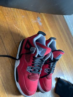 Jordan 4 size 5.5