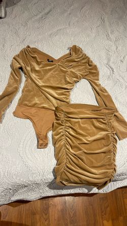 Express Velour Skirt And Long sleeve Bodysuit(color Caramel)