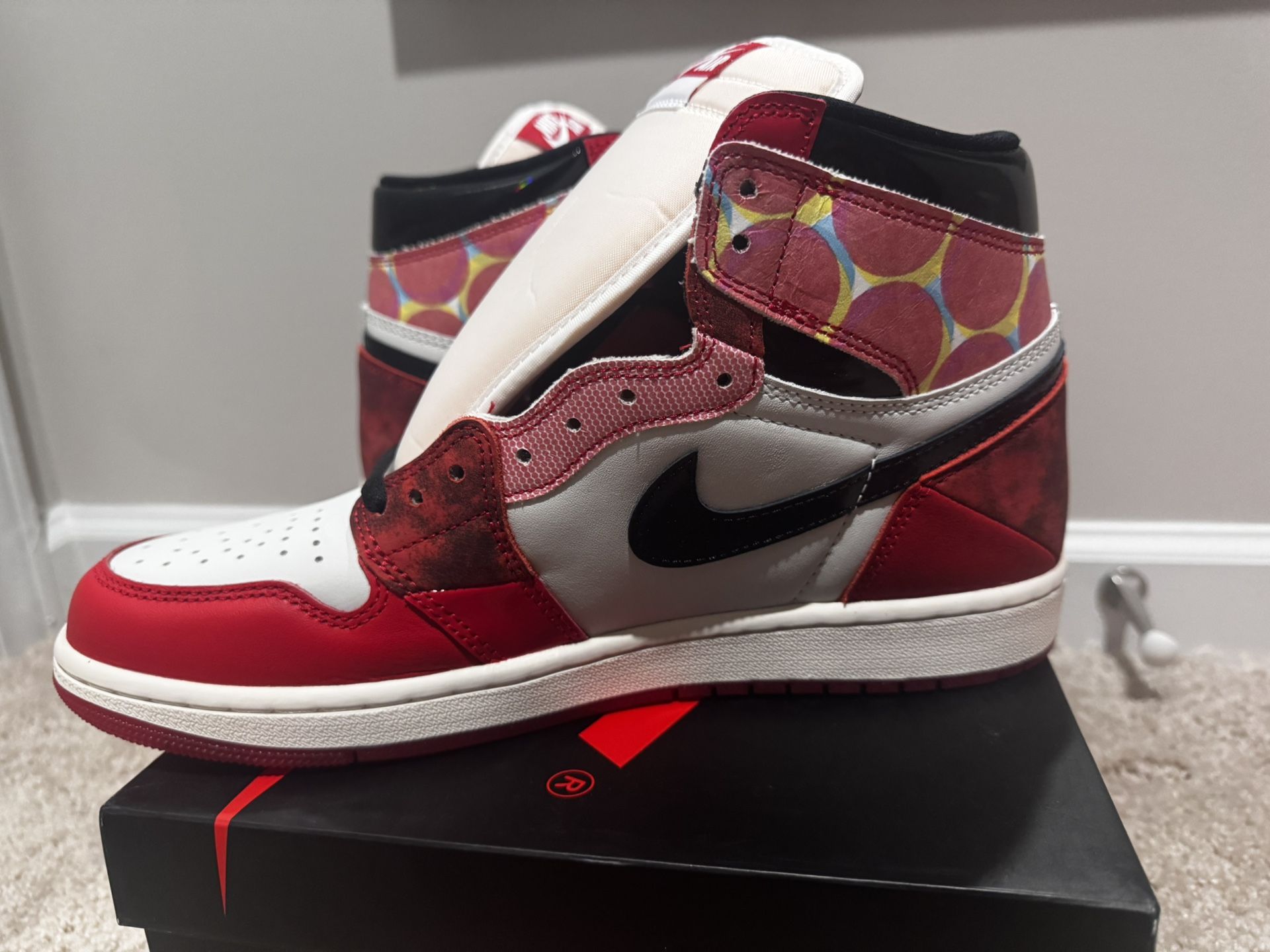 Jordan 1 Retro High OG Spider Man Across The Spider Verse