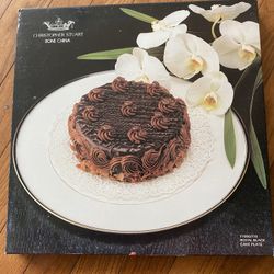 CHRISTOPHER STUAT- BONE CHINA PLATE