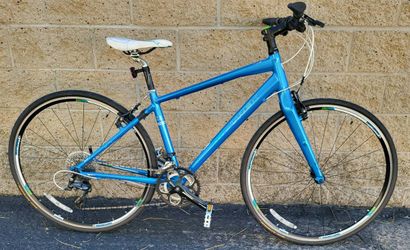 Trek Hybrid Road Bike - Small Lightweight Frame - Carbon Front Fork