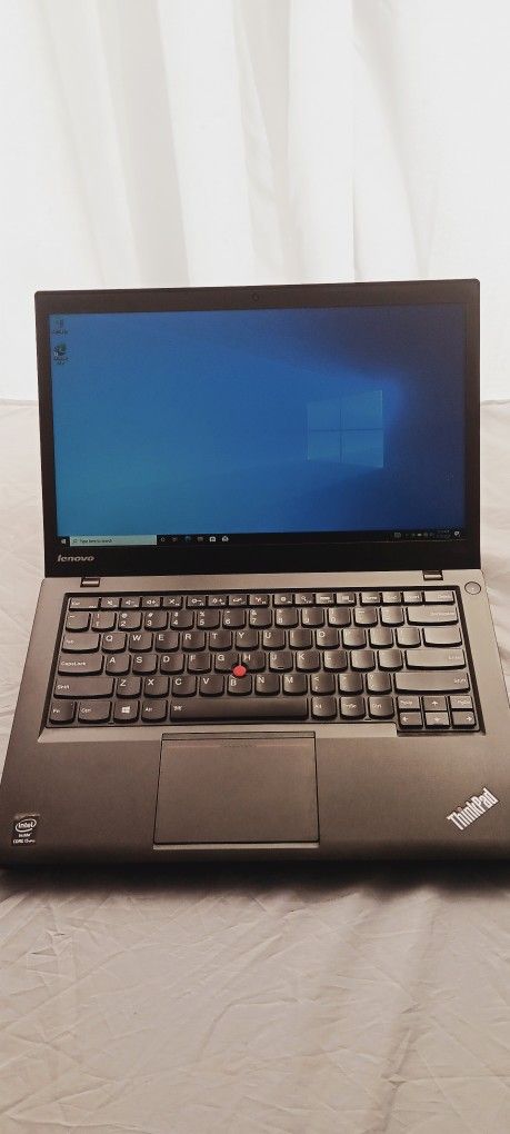 **Lenovo ThinkPad T440S Laptop**