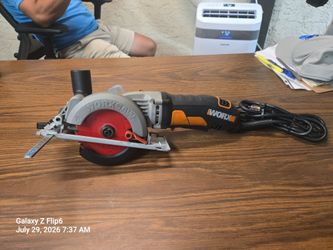 WORX WX429L 4 1/2" CIRCULAR SAW