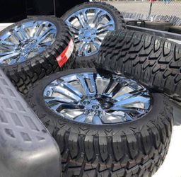 22x9 6x139 Chrome Wheels And Tires 33/1250/22 MT