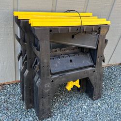Heavy Duty Plastic Folding Sawhorse 4 Pc