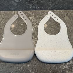 Lalo Silicone Feeding Bibs (set of 2) for Babies & Toddlers, Baby Led Weaning (BLW), Self-feeding, Babies & Toddlers