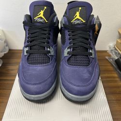 DS Air Jordan 4 Retro “Lakers”  GS size 7Y 