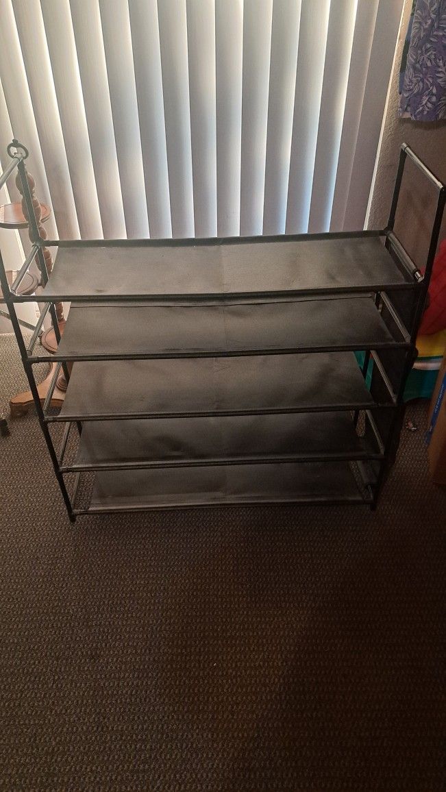 Shoe Rack Preowned 35" H X 33" W