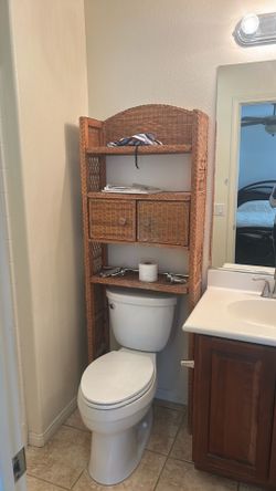Over the toilet storage