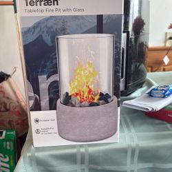 Tabletop fire pit with glass 
