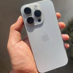 IPhone 15 Pro Unlocked with Warranty 😊