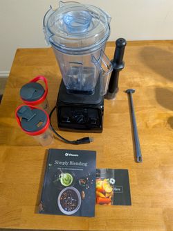 Vitamix Blender with accessories