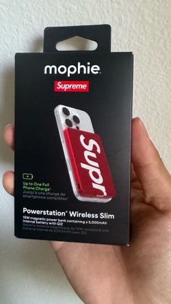✅Supreme mophie Qi2 power bank power station