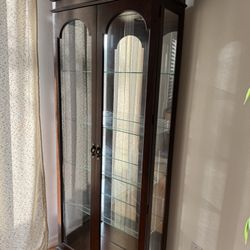 China / Curio Cabinet