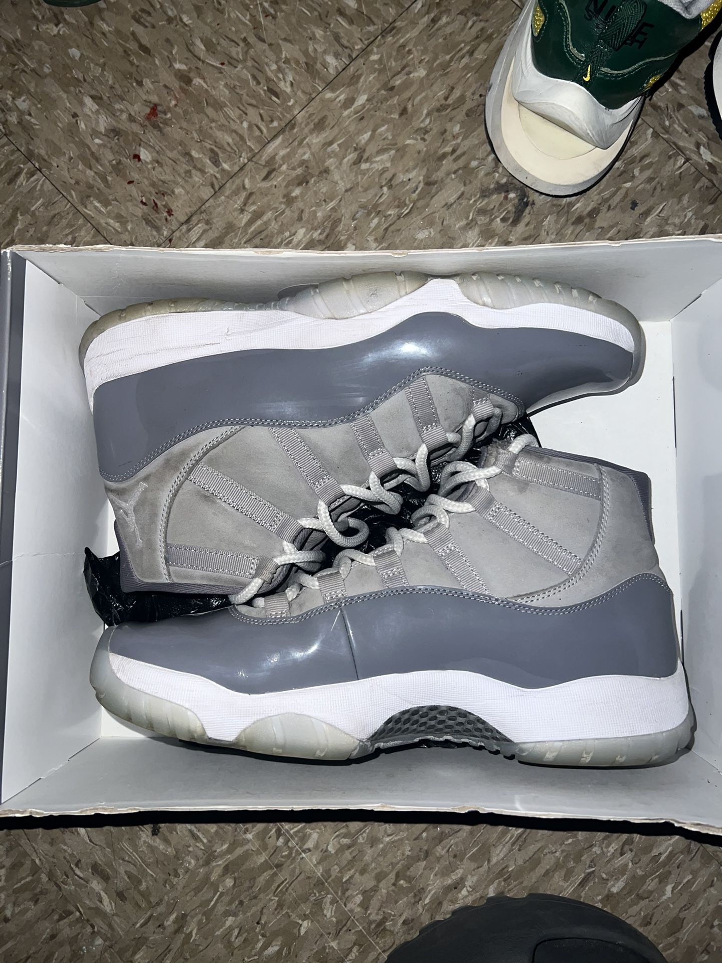 Jordan 11 Cool Grey Size 12