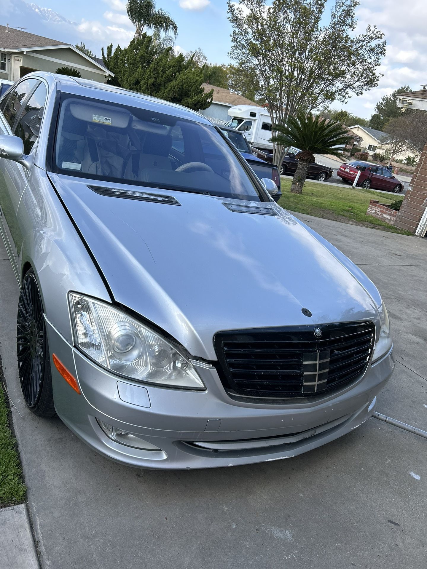 2007 Mercedes-Benz S-Class (For Parts)