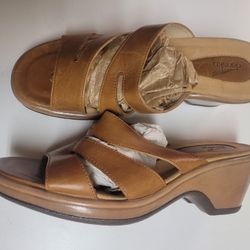 10 Pairs Of NEW Rare Dansko Clogs Sandals Wedge Nurse Waitress Comfort Women Etc... 38 7.5 8 