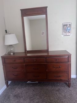 Dresser