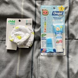 Infant Tooth & Gum Cleanser W/ Infant Hand Mittens