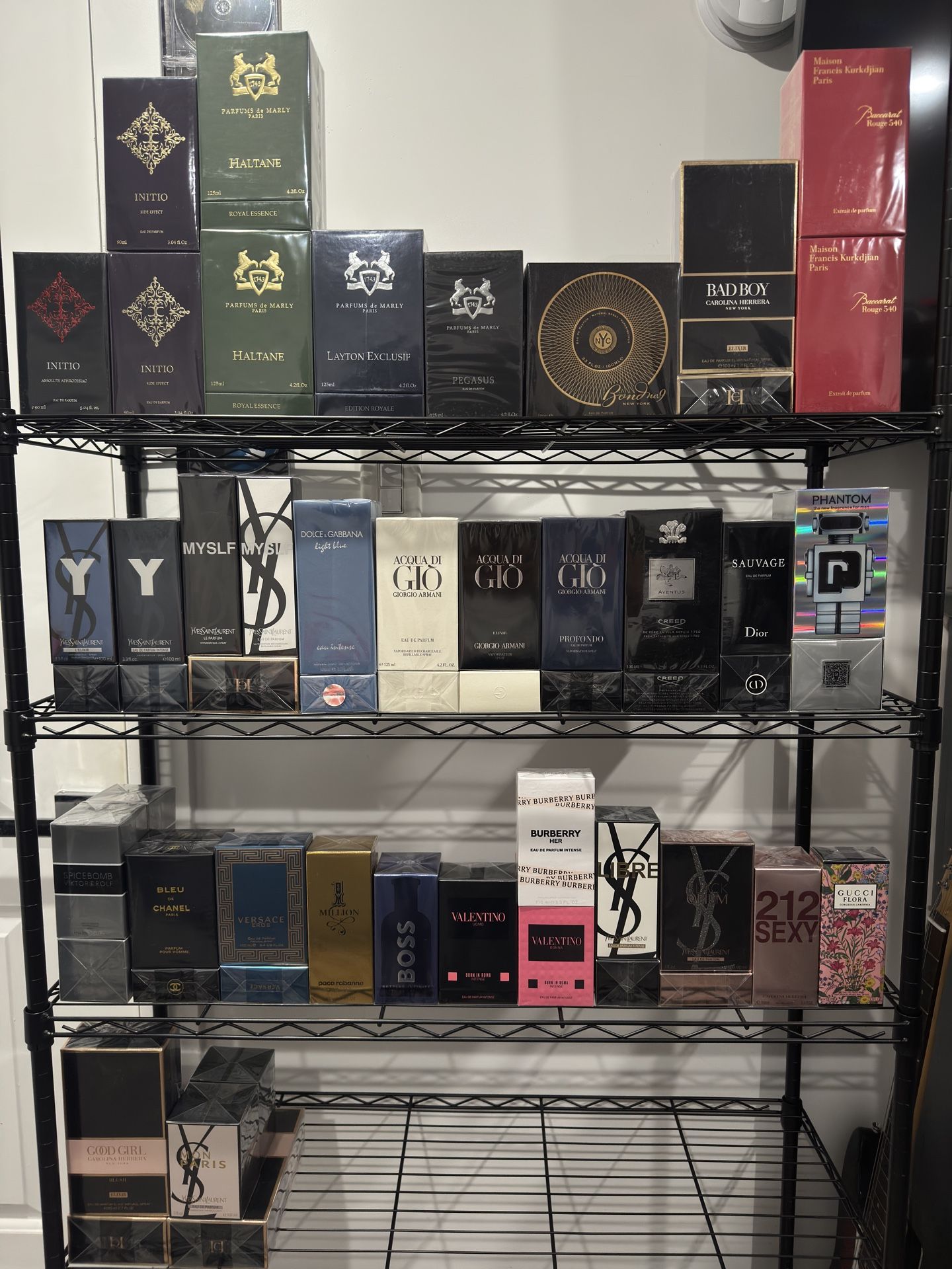 Colognes & Perfumes