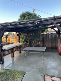 Patio Table & Chairs With Cushions
