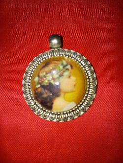 Vintage pendant