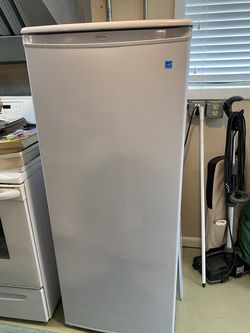 Danby Refrigerator, Model DAR110A1WDD, White