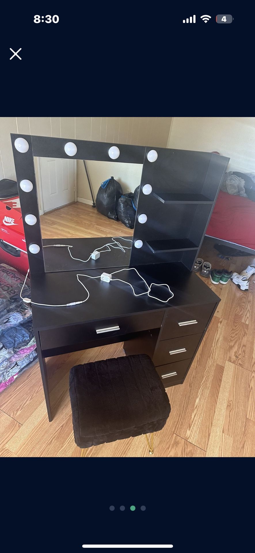 Black Vanity w/Stool 10 Led Lights 4 Drawers