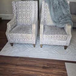 2 Accent Chairs Gray (LOOK At Last Photo)