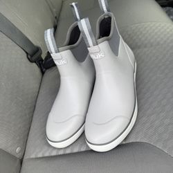 Brand New Huk Boots