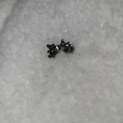 925 sterling silver mini teddybear earings. 