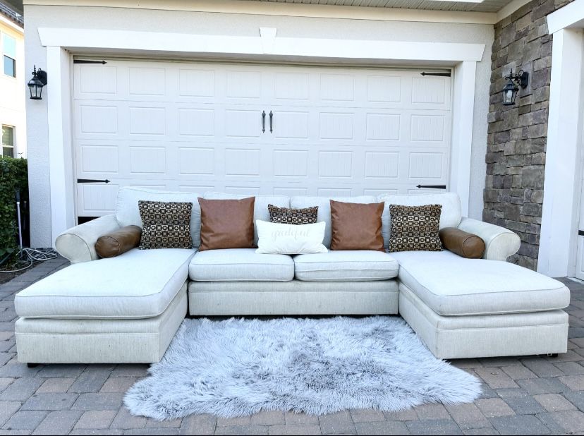 Double Chaise Sectional Couch 