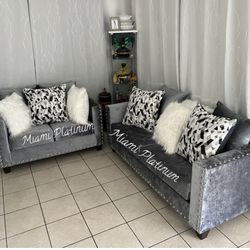 Sofa Loveseat 2pcs With Pillows /// Financing Available 