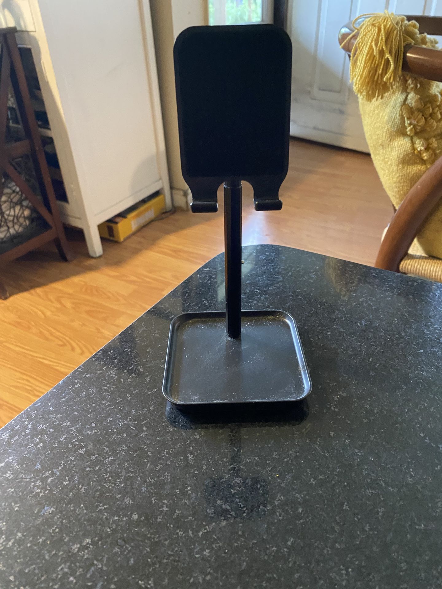 Plastic Adjustable Cell Phone Stand With Tray/ Read Description