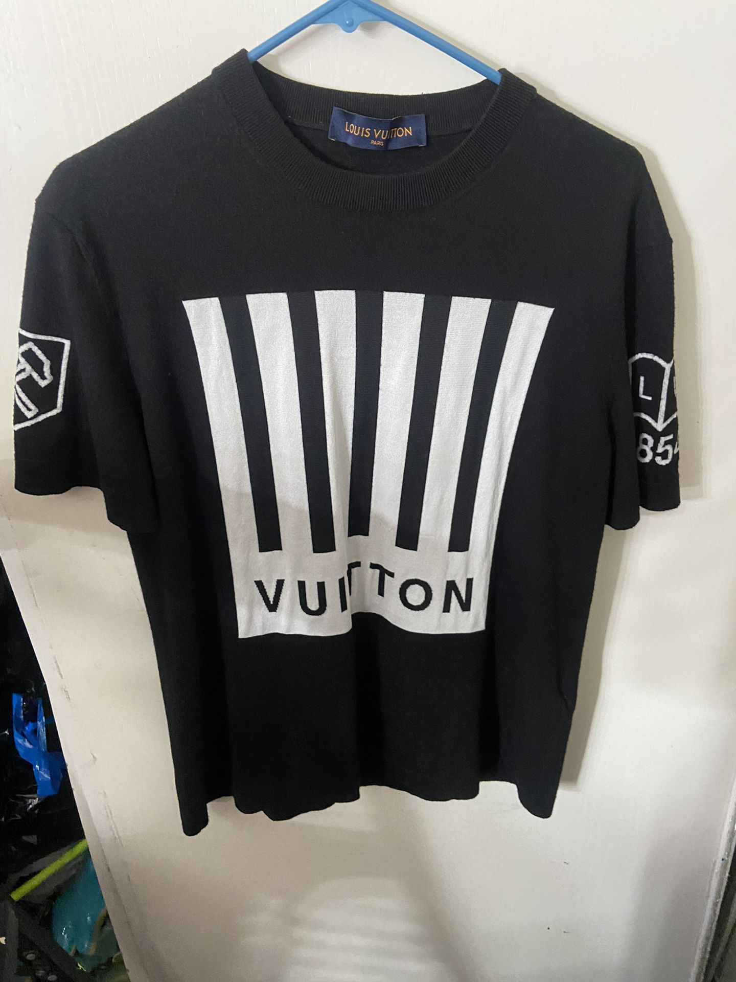 New Louis Vuitton Virgil Abloh Gradient Monogram Motif Shirt for Sale in  Beverly Hills, CA - OfferUp