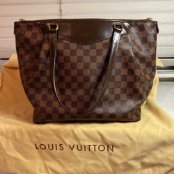 LV Purse