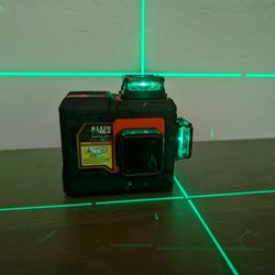 Klein Tools Rechargeable Self Leveling Green Planar Laser Level 93PLL with Hard Carrying Case