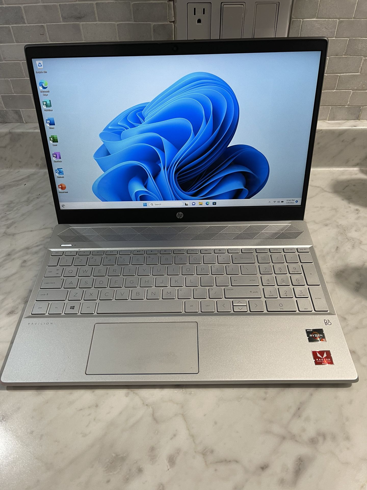Laptop Hp 15.6”Display Touchscreen 
