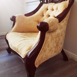Vintage Classic Sofa Set 3+3+1+1 Seater And Tables