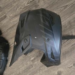 Answer 2023 AR1 V2 Helmet - Bold