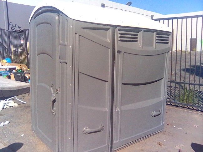 Handicap Portable Restroom