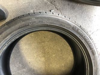 225/45/18 Michelin