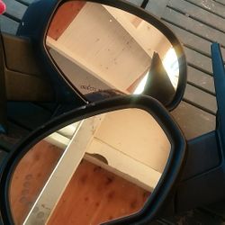 2007- 2012 sides mirror