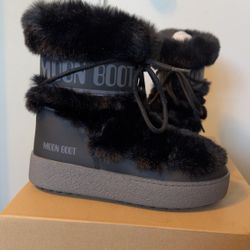Moon Boot
