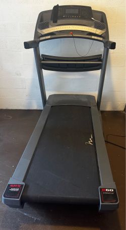 Merit Fitness 860 Interactive Treadmill