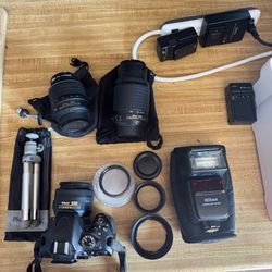 Nikon D5100 DSLR CAMERA