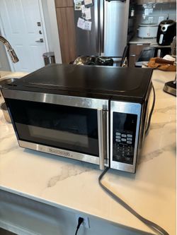 Black + Decker Microwave