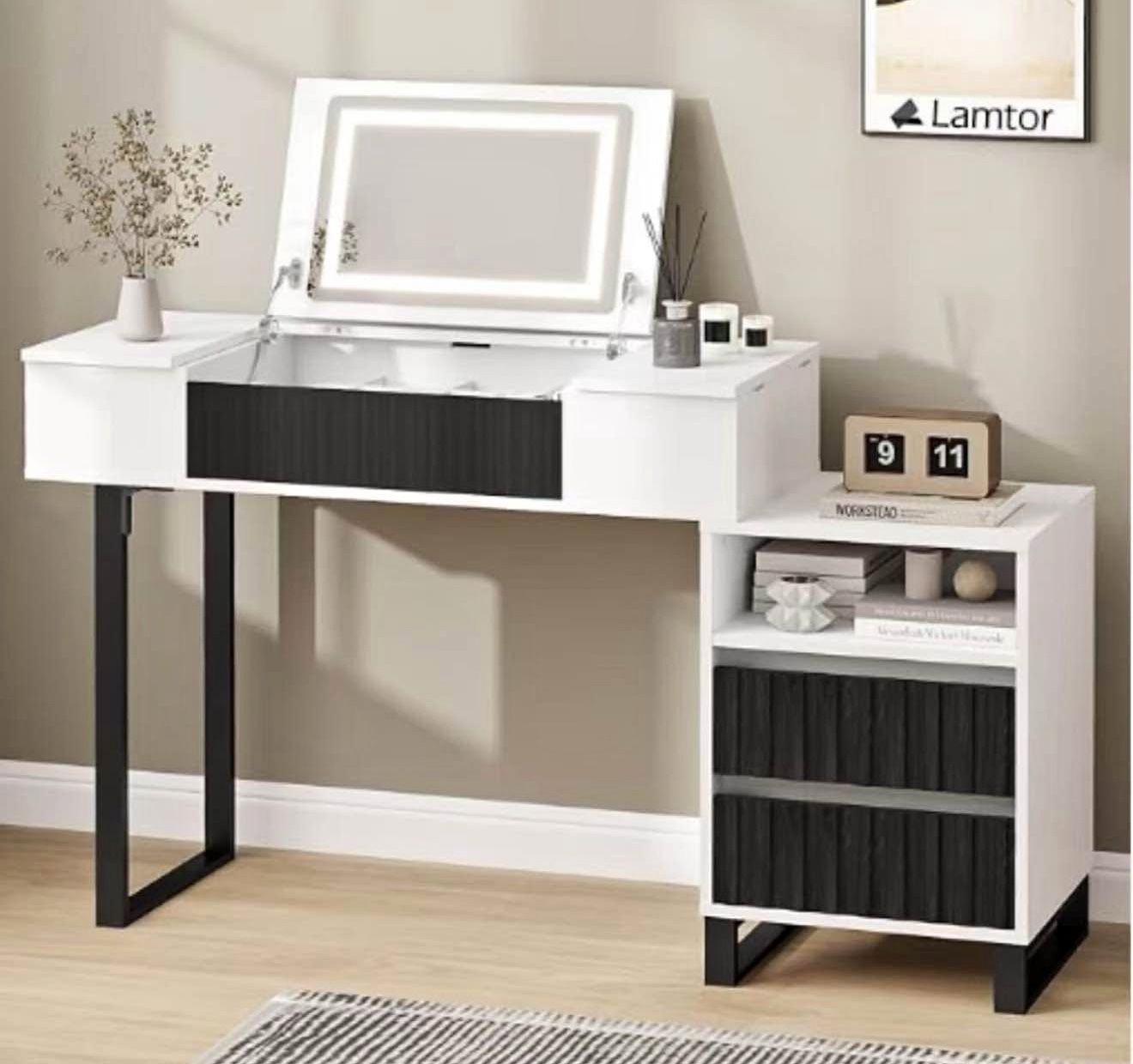 Vanity Desk