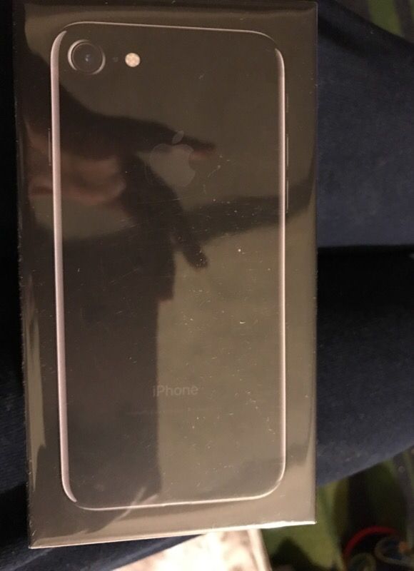 iPhone 7 128gb jet black