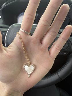 14K Yellow Gold Mother Of Pearl Heart Pendant